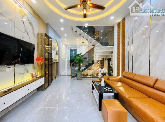 VỀ QUÊ TÔI BÁN NHÀ NGUYỄN SƠN HÀ, P5, QUẬN 3. GIÁ TỐT 4TỶ350/58,4M2(4x14,6M) - 1