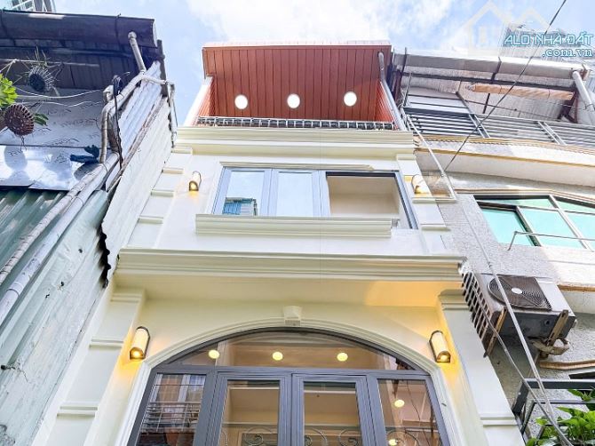 Nhà bán 3 lầu hẻm Nguyễn Thiện Thuật, Quận 3, thiết kế hiện đại, sang trọng. - 1