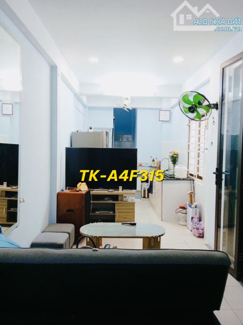 CĂN GÓC HIẾM - TÂN BÌNH - HẺM 4M 1/ - LẠC LONG QUÂN - 27/30M2 - 2 TẦNG - 2PN - 1