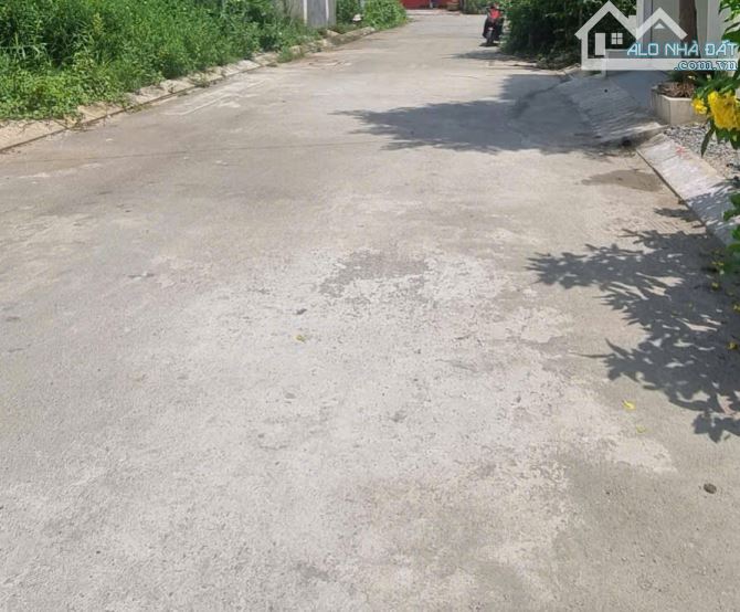 Nhà c4 - 52.5m2 - sổ hồng riêng- 3.9 tỉ - ngay mặt tiền bưng ông thoàn - 1