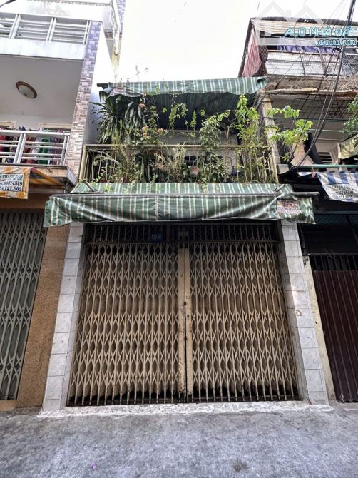 GIẢM SÂU 2,7T, CÁCH MẠNG THÁNG 8 QUẬN 3, GẦN 50M2 HẺM 6M Ô TÔ VÀO NHÀ - 1