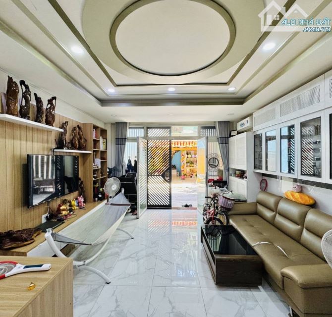 CHÚ NGHĨA ĐẬU VISA ĐỊNH CƯ BÁN NHÀ PHAN KẾ BÍNH, QUẬN 1. GIÁ 5Tỷ880/65M2(5,2MX12,5M). SHR - 1