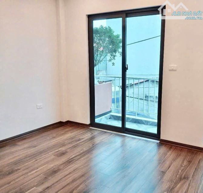 Giá cực tốt dân xây Kiến hưng chỉ 5.2 tỷ nhà 35m ở rộng cực sướng + Vài bước chân tới chợ - 1