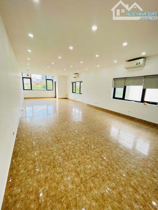 Cho thuê nhà mặt đường phố Chùa Bộc, DT 65m2, 5 tầng, giá 75 triệu. - 1