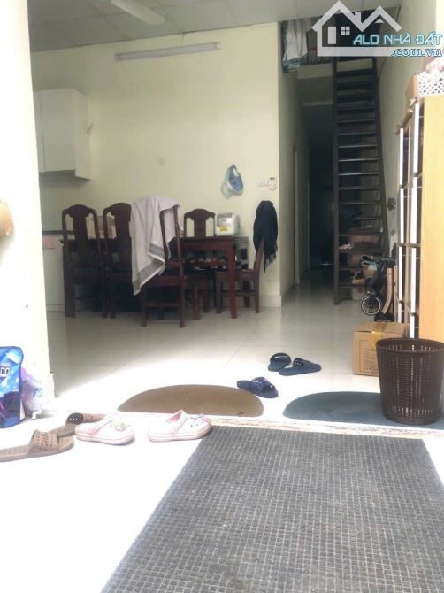 Nhà cấp 4 khu phân lô, 93m², 2 mặt ngõ, nở hậu hút lộc – ngõ thông, ô tô đỗ cửa, giá tốt - 1