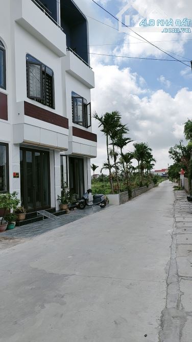 NHÀ 3 TẦNG MỚI XÂY GẦN KHU CÔNG NGHIỆP ĐỒ SƠN chỉ 1.9 tỷ - 1