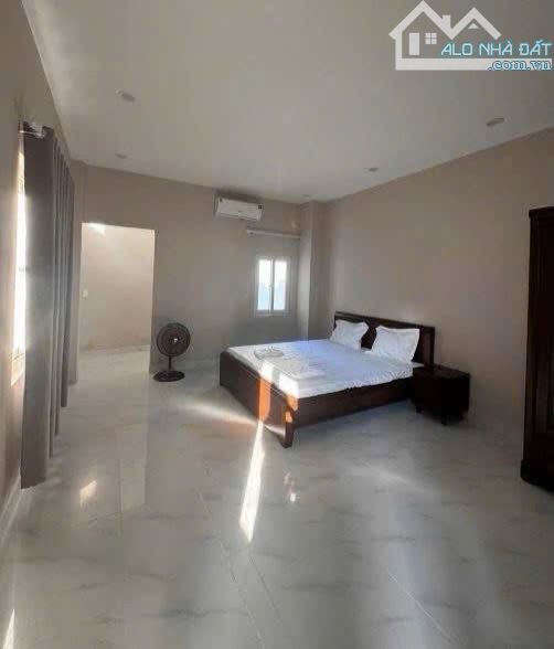 Bán nhà 3 tầng 85m đất mặt tiền đường Nguyễn Thiện Kế gần Võ Văn Kiệt gần Biển chỉ 9,6 tỷ - 1