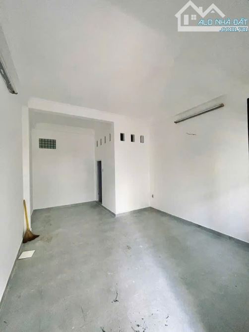 BÁN GẤP TRONG THÁNG – CỘNG HÒA – 4x16 – 5 TẦNG – 13.9 TỶ - 1
