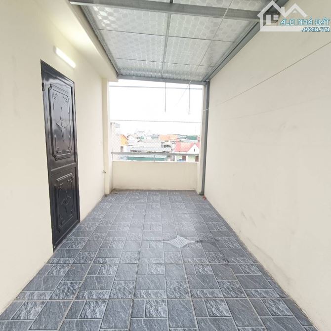BÁN NHÀ XÂY MỚI, BÁT KHỐI, GẦN OTO TRÁNH, FULL NỘI THẤT, 30M2, 5 TẦNG, MT: 4.5M, 5.45 TỶ - 1