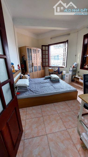 cho thuê căn hộ 2 phòng ngủ 65m2 Lê Trọng Tấn, Thanh Xuân, Hà Nội - 1