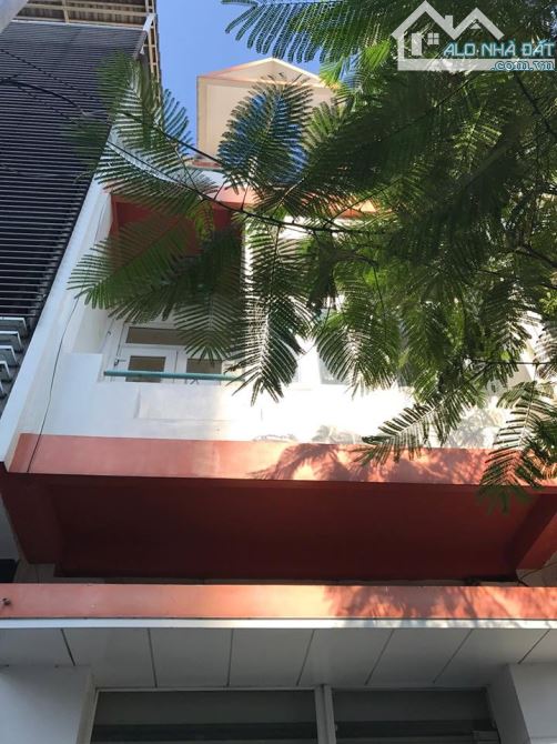 Bán Nhà Hẻm Rộng Dương Bá Trạc , Phường 01 Q8 -  8x12m, nở hậu 9m(DT đất: 108 m2) - 1