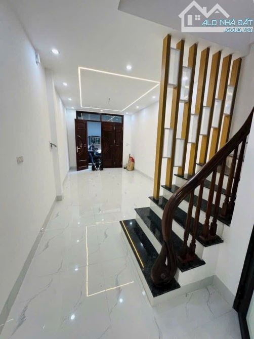 Bán nhà Xuân Đỉnh, 10m ô tô, sát phố, nội thất xịn sò, 63m2, 14.8 tỷ. - 1