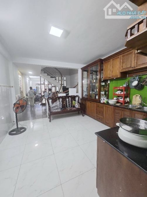BÁN NHÀ 5 TẦNG, 92m², HXH NGUYỄN THỊ THẬP, QUẬN 7, chỉ 11,x tỷ - 1