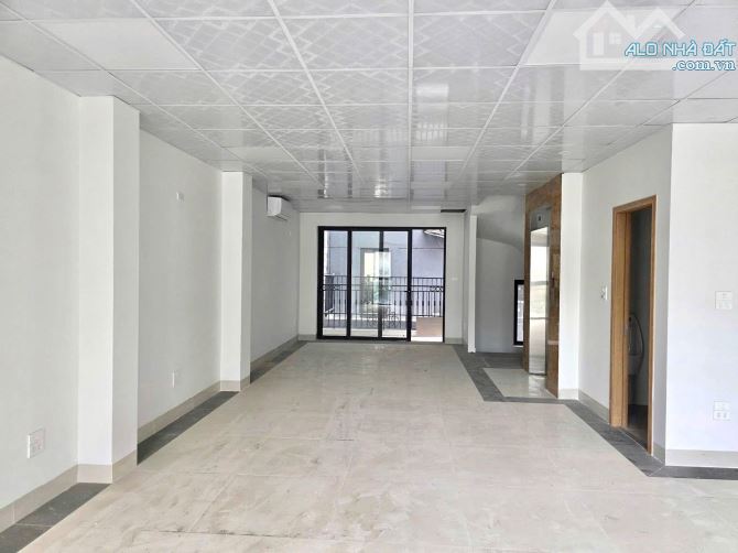 Cho thuê tòa nhà 7 tầng thang máy đường Tố Hữu kéo dài, 100tr - 1