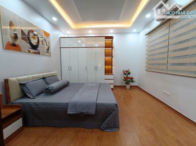 Chính chủ cần bán gấp căn nhà phố Bồ Đề Ô Tô DT 31m2 nhà 5 tầng giá 7.5 tỷ - 1