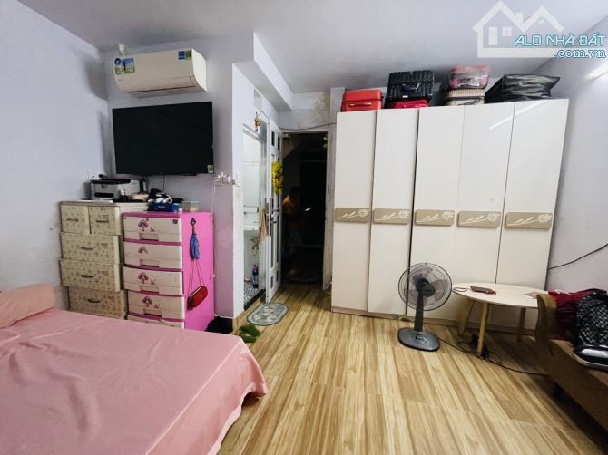 Gấp bán nhà Lê Văn Sỹ Quận 3, 4*10, 4 tầng, chỉ 5.5 tỷ - 1