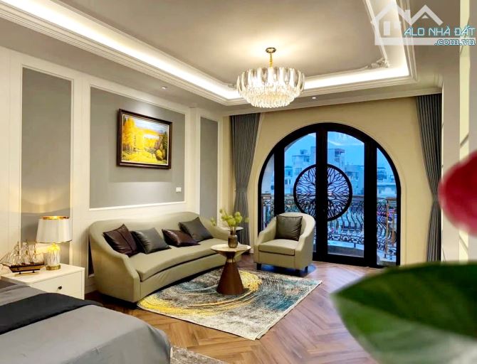 Bán nhà phân lô VIP Láng Hạ Đống Đa 105m 7T thang máy MT 8.5m Gara Ô tô 56.8 tỷ - 1