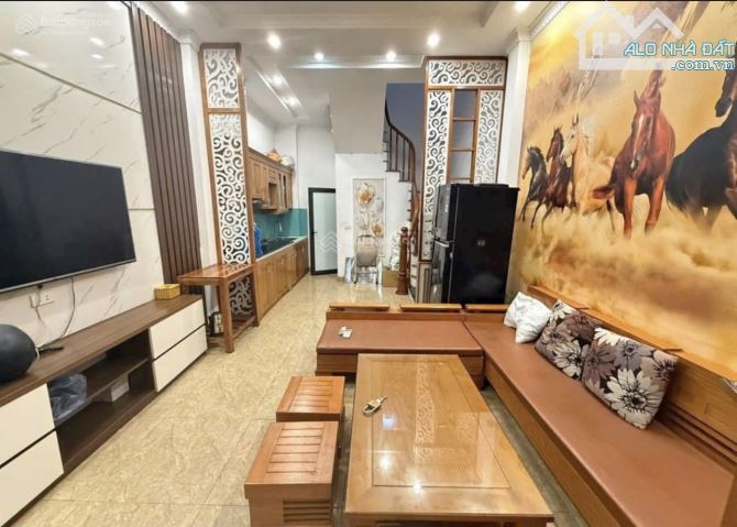 Bán nhà MT khu Tên Lửa, 96m2, 4 tầng, nở hậu, giá hơn 8tỷ - 1