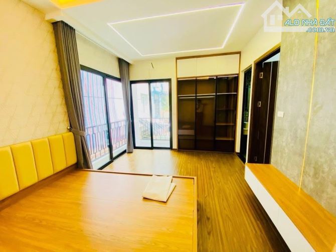 LÊ ĐỨC THỌ, 35M x 5T, MT 4.6M, LÔ GÓC 2 THOÁNG, Ô TÔ DỪNG ĐỖ 24/24 - 1