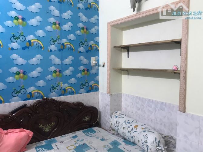 98Q4 – Bán nhà Đoàn Văn Bơ Q.4, ngang 4.4m nở hậu lộc, 2 tầng 2PN, sổ riêng, CHỈ 3.8 tỷ TL - 1