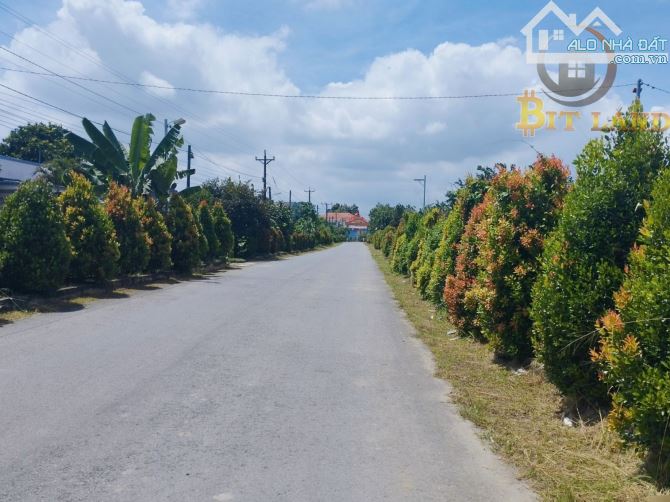 Bán đất Vĩnh Cửu, gần sông, lô góc 2 mặt tiền 196m2, mặt tiền đường nhựa đẹp - 1