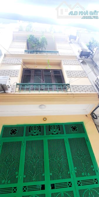 Bán nhà Hoàng Cầu Đống Đa 58m 4T Kinh doanh Ô tô 2 ngõ đi giá rẻ 24 tỷ - 1