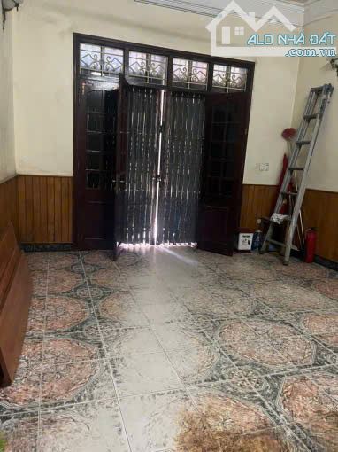 Cho thuê nhà ngõ 183 Hoàng Văn Thái , Khương Trung , Thanh Xuân , DT 50m2 x5 tầng, ô tô - 1