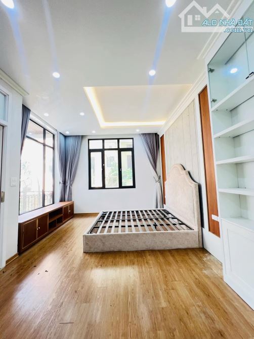 Phân lô Trần Quang Diệu Đống Đa 60m 4T Kinh doanh Ô tô cực rẻ hơn 23 tỷ - 1