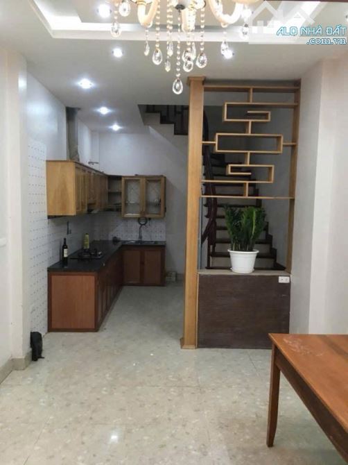 Cho thuê nhà ngõ 14X Kim Mã, Ba Đình, DT 36m 5 tầng, giá 12,5 triệu/tháng - 1