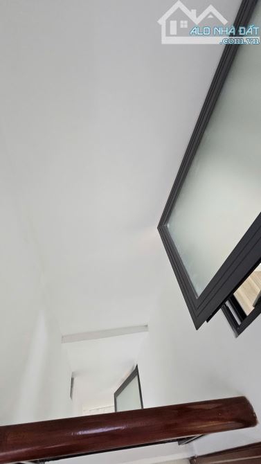 MẶT TIỀN XE HƠI 10 M NGANG 4.2 X14  BÊ TÔNG 4 TẤM CÓ 5 TỶ - 12
