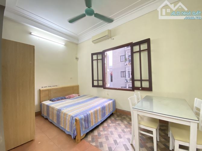 Cho Thuê CCMN Ngõ 44 Trần Thái Tông Cầu Giấy 25m2 Studio Full Nội Thất Thang Máy Ban Công - 12