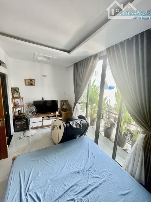 Bán Nhà Quận Gò Vấp Hẻm Xe Hơi - 4 Tầng, Gần Làng Hoa, Full Nội Thất, Sổ Riêng - Giá Tốt - 12