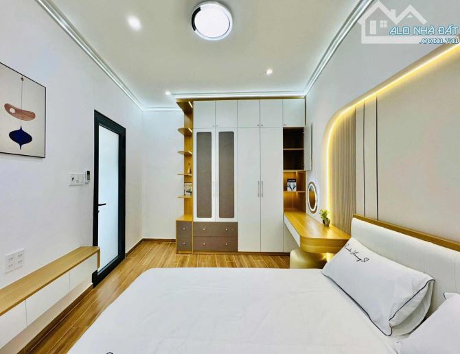 SIÊU PHẨM SÂN VƯỜN NGHỈ DƯỠNG PHÚ NHUẬN • FULL NỘI THẤT • 90m2 • NGANG LỚN 10m • HỒ CÁ - 14
