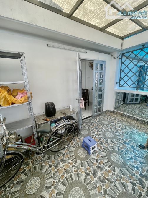 Bán Nhà Quận Gò Vấp Hẻm Xe Hơi - 4 Tầng, Gần Làng Hoa, Full Nội Thất, Sổ Riêng - Giá Tốt - 18