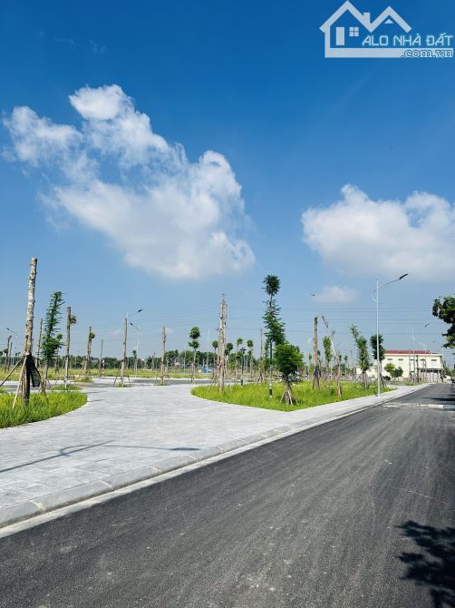 Bán đất Đình Trung Thư Lâm , nở hậu 10m ra khu đấu giá  Đình Trung , ô tô 7 chỗ - 2