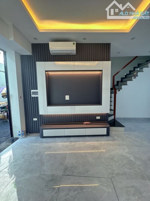 BÁN NHÀ NGỌC LÂM – 38M² × 5 TẦNG – FULL NỘI THẤT TẦNG 1+2 – TRUNG TÂM – GIÁ 7.55 TỶ - 2
