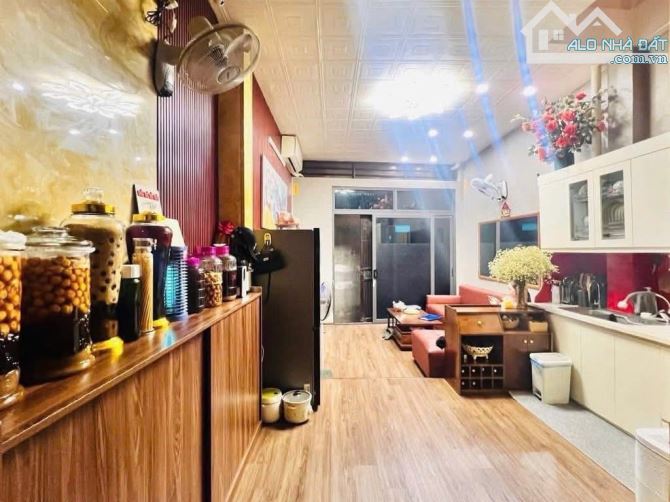 37M 5 TẦNG NHÀ ĐẸP TAM TRINH SÁT PHỐ, NHỈNH 6 ĐỒNG - 2