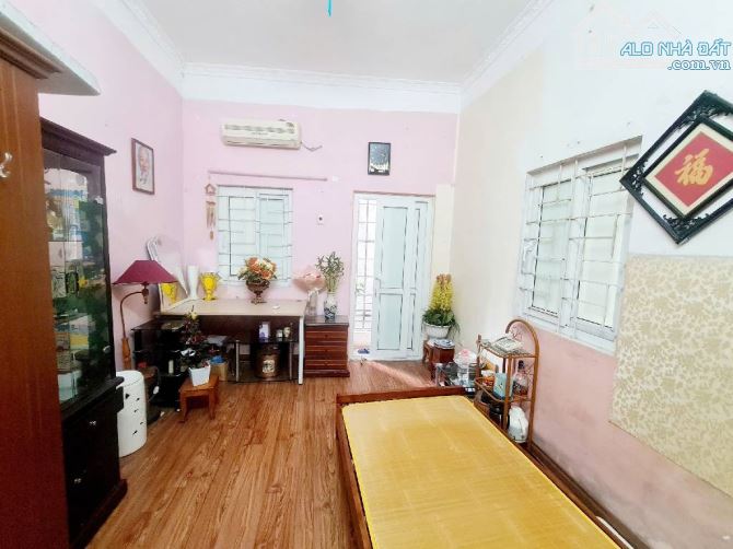 Bán nhà Đặng Văn Ngữ ngõ ba gác thông dân xây lô góc 2 thoáng gần ô tô 23m giá 6.15 tỷ . - 2