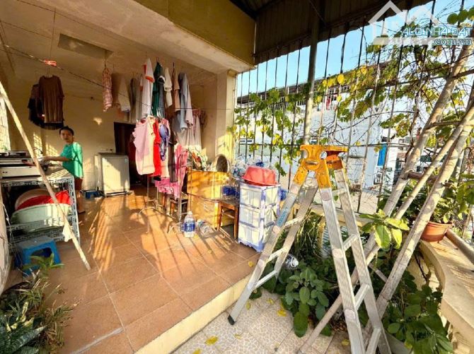 Siêu hiếm! Nhà Đỗ Đức Dục 43m², 5 tầng, mặt tiền đẹp, ô tô tránh – 9.9 tỷ - 2