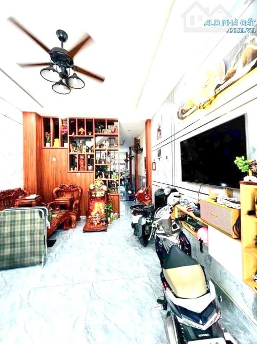 SIÊU HIẾM! Nhà 4 Tầng, NGANG 5.8M, HẺM XE HƠI THÔNG, Lê Đức Thọ, Gò Vấp! - 2