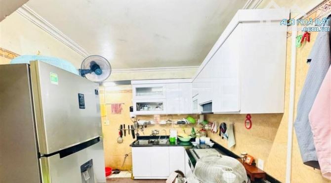 Bán nhà 3,5 tầng ngõTon Đức Thắng rộng 5m giá 4,2 tỷ - 2