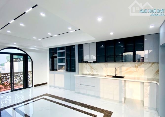 Bán Nhà Tây Tựu - Ô Tô Đỗ Cửa - Tiện Ích Vây Quanh - 5 Tầng 4 Ngủ - 36m2 - 5 Tỷ - 2