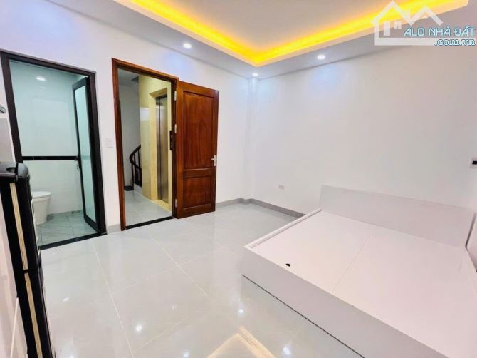 BÁN CHDV CCMINI , NGUYỄN HOÀNG , MỸ ĐÌNH , 45M , 6 TẦNG, 10 Phòng , DT 50tr/th, Ngõ Thông - 2