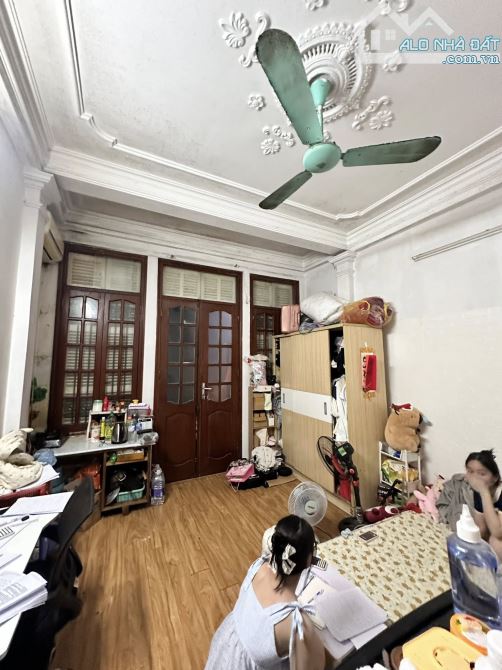 PHI LONG THẦN TỐC: Nguyễn Chí Thanh 41m2, dân xây, KD vip, ô tô tránh,  2 thoáng, gần phố - 2