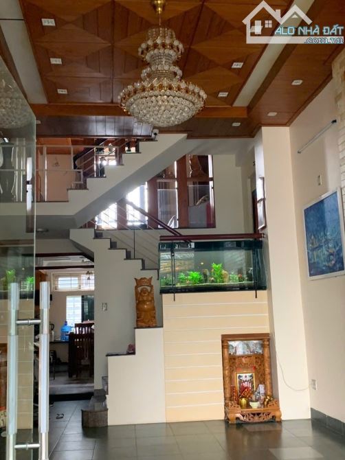130M2 Ngang 9M Đường Nguyễn Du, Sát Sông Hàn. Khu kinh doanh dân trí - 2