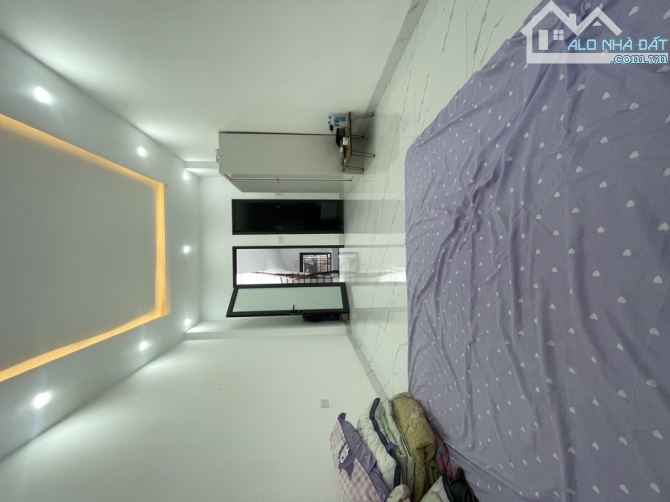 Bán Gấp nhà 4 tầng -30m - 5,85 tỉ LÒ ĐÚC - TT Hai Bà Trưng - 2