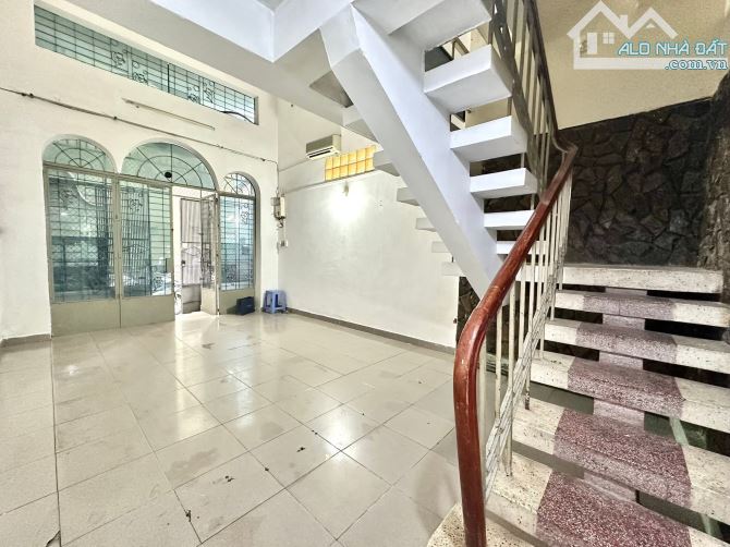 BÁN NHÀ KHU NAM LONG - 2 TẦNG, 1 TUM ST - 50.5M2, NGANG 4.2M VUÔNG VỨC - Z.Á 4.2 T.Ỷ - 2