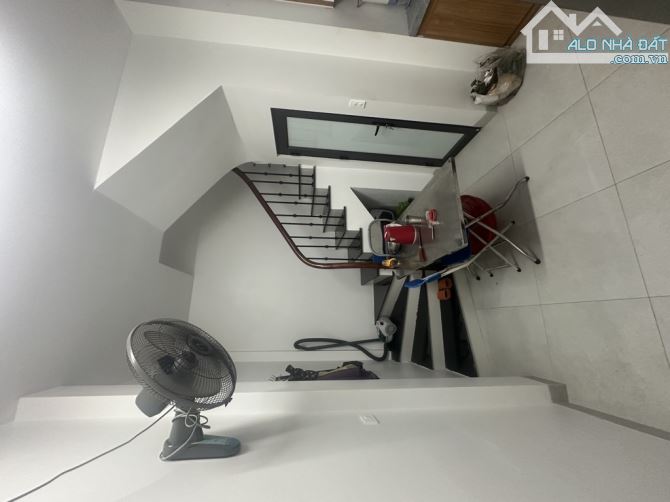 Bán Nhà riêng tại Bùi Huy Bích, phân lô, vỉa hè, KD mọi loại hình,40m2, nhiều tiện ích - 2