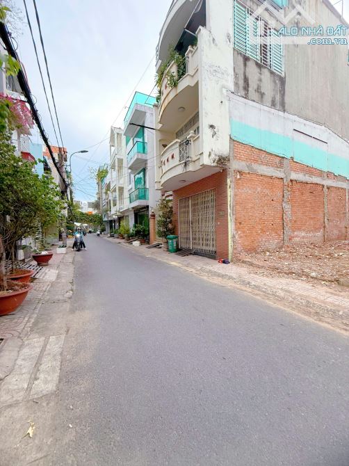 Lô Đất Siêu Hiếm Hẻm Xe Hơi Thông Đường Nguyễn Xí - 2