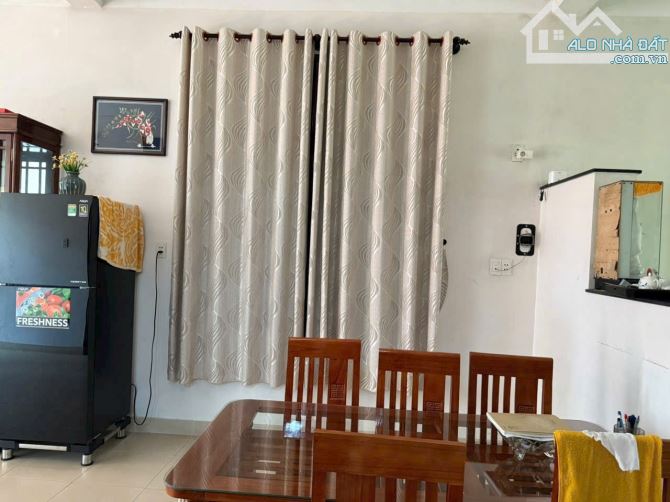 Bán nhà 2 tầng Nội Thành kiệt oto tận nơi Lê Trung Đình, TP Huế cách sông Ngự Hà 30m - 2